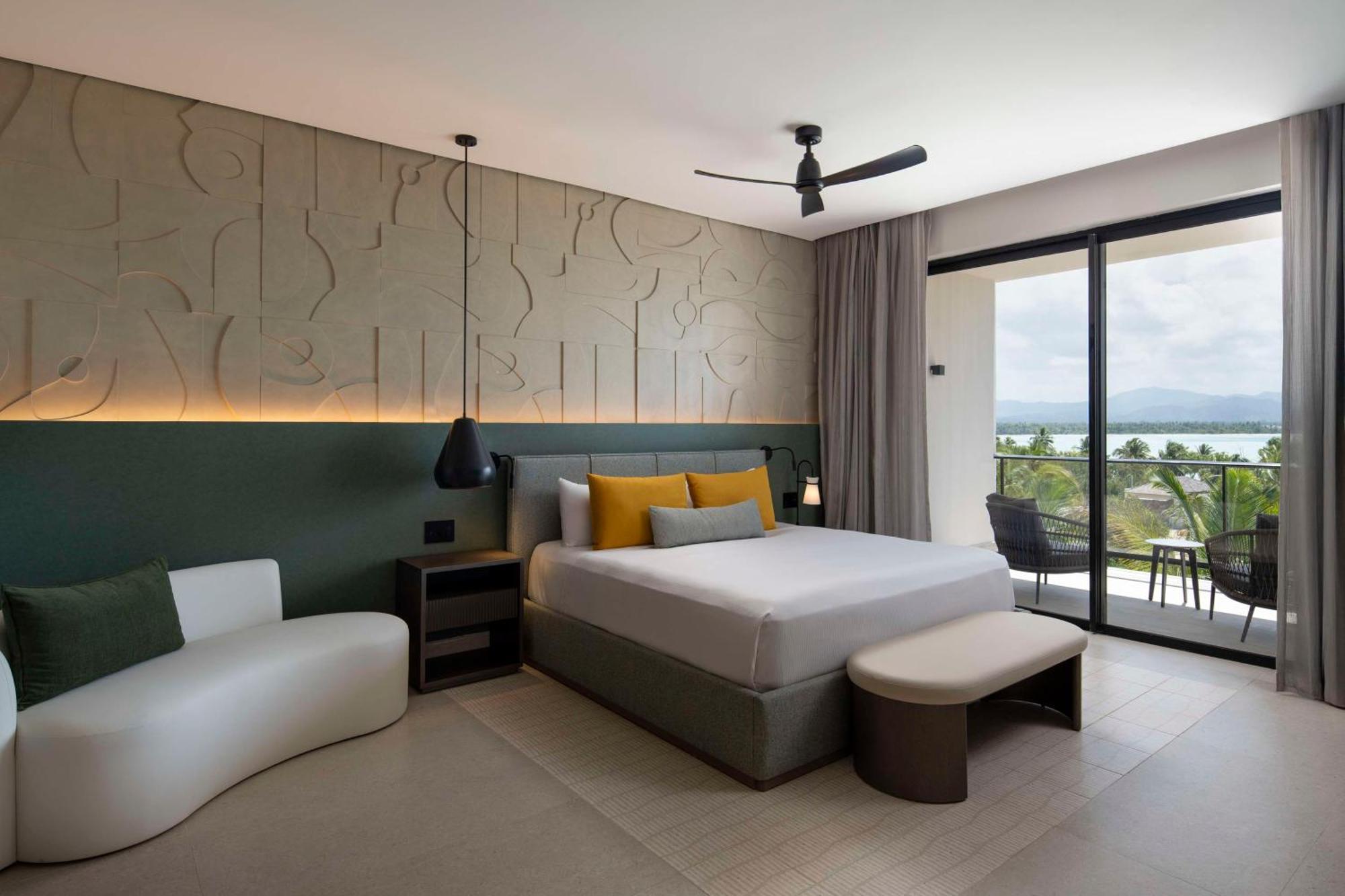 Zemi Miches Punta Cana All-Inclusive Resort, Curio By Hilton Exterior photo