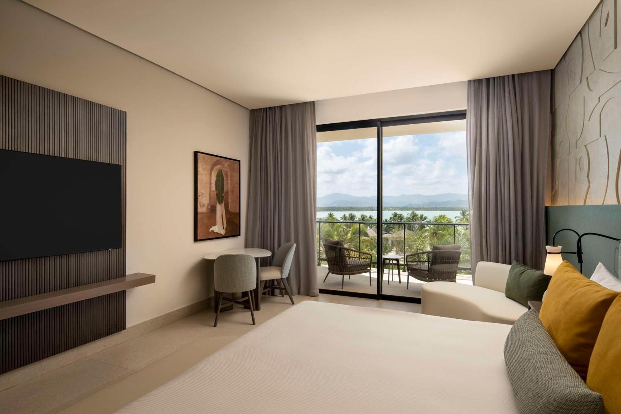 Zemi Miches Punta Cana All-Inclusive Resort, Curio By Hilton Exterior photo
